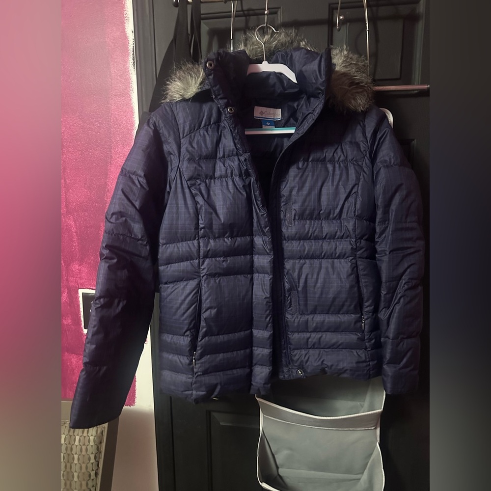 Columbia Women's Ski Jacket - Navy with Fur Trim